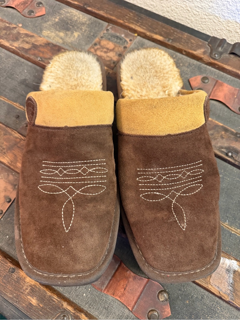 Ariat
